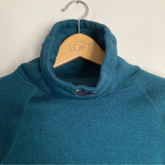 Tek Gear Teal Women's Sweater Size XS - Picture 2 of 7